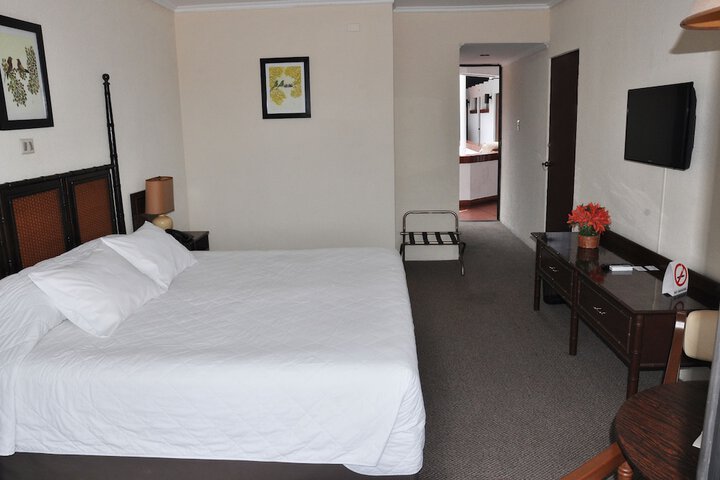 Room 22 of 61