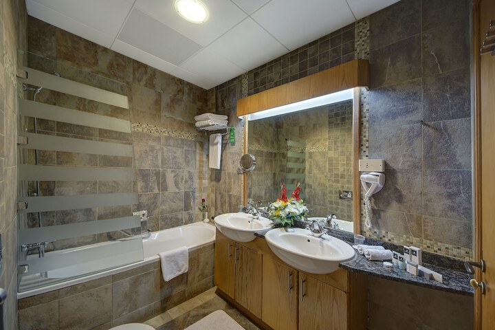 Bath Interior