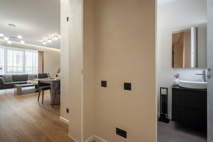 Room 159 of 552