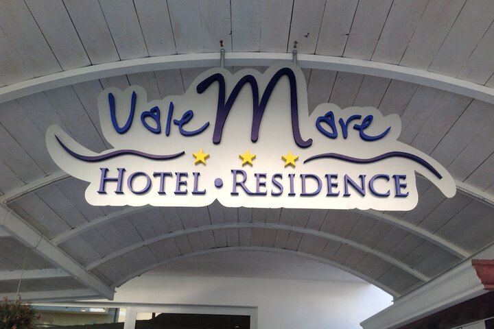 Hotel 2 of 44