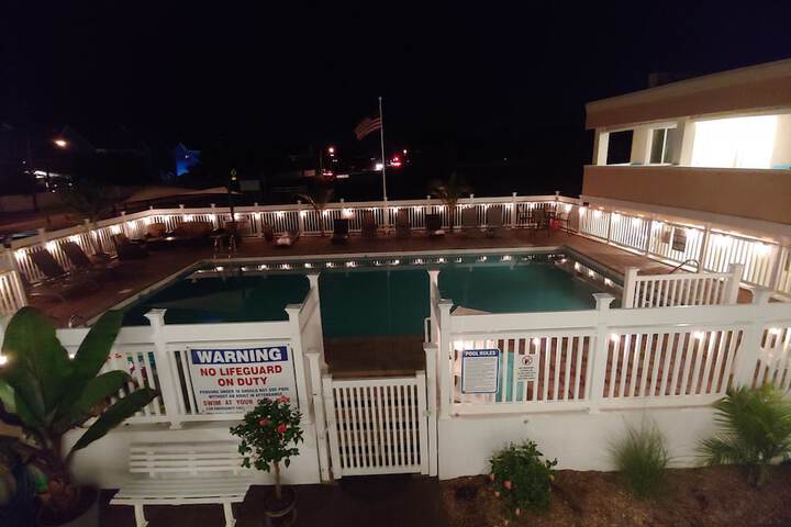 Pool image of Dunes by the Ocean