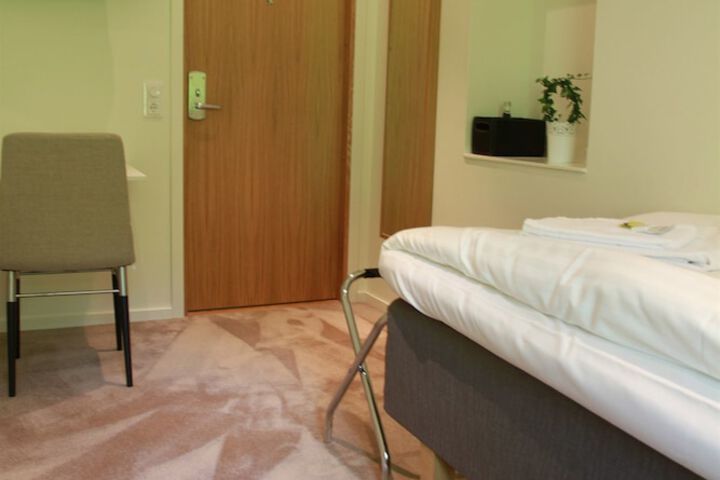 Room 20 of 48