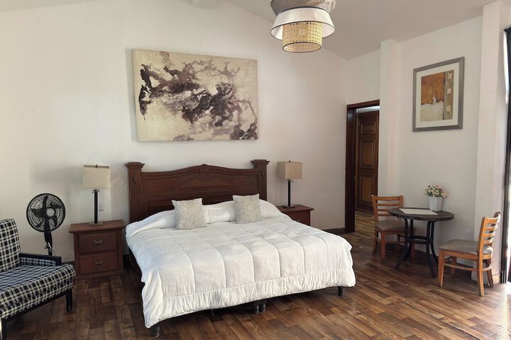 Room 22 of 49