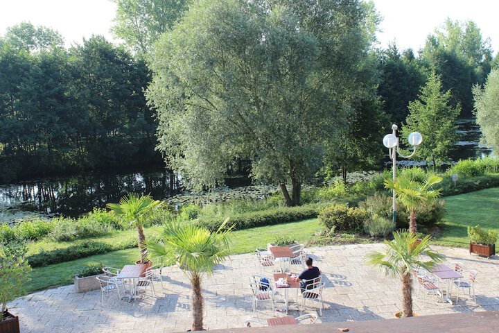 Terrace/Patio 18 of 60