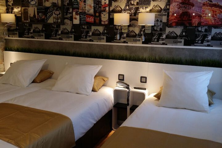 Room 18 of 35