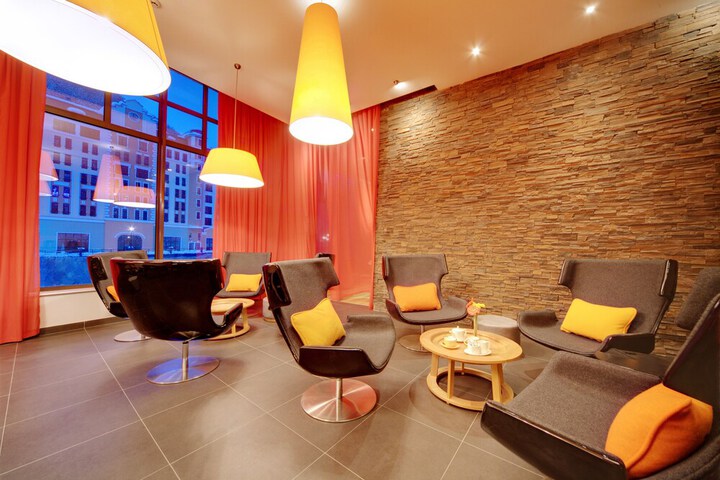 Hotel Interior 4 of 140