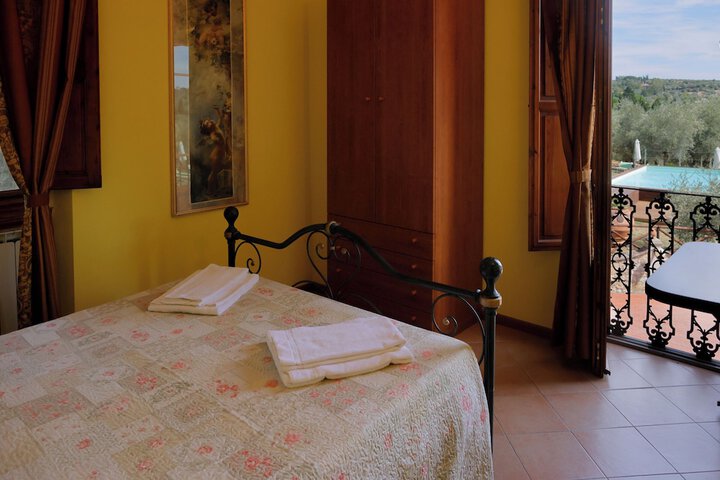 Room 7 of 52