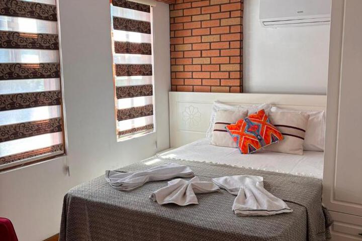 Exterior of BAT Apart Otel