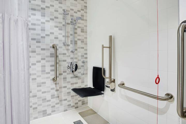 Clean Restrooms