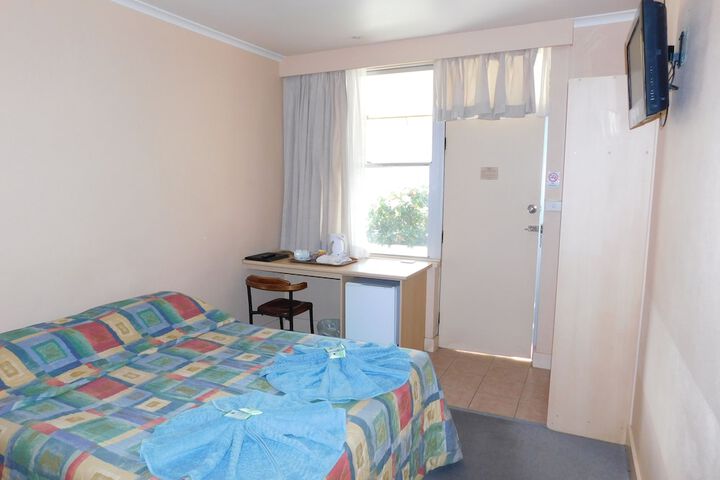 Room 16 of 51