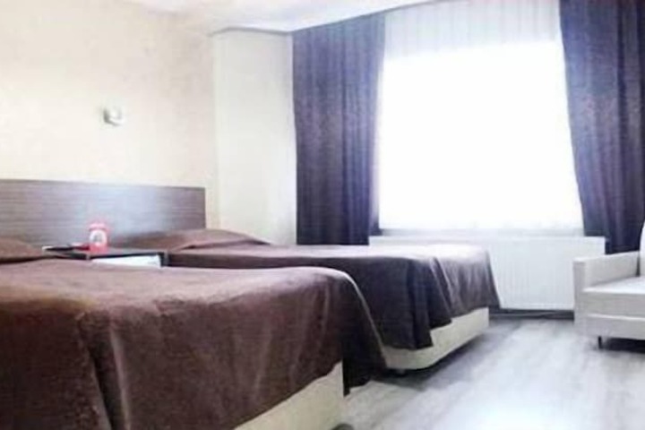 Room 3 of 24
