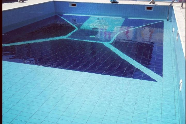 Pool 30 of 94