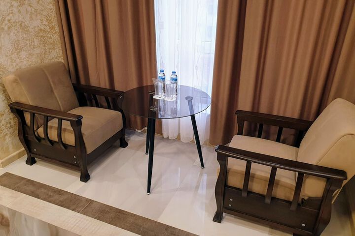 Room 44 of 68