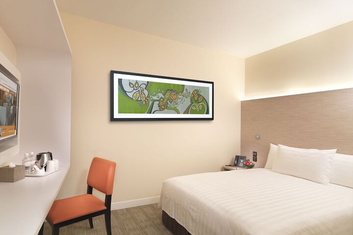 Room 3 of 12