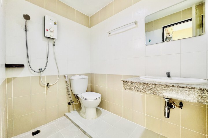 Room 15 of 29