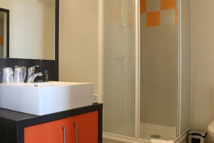 Clean Restrooms