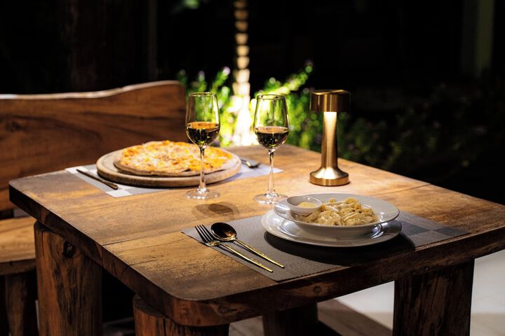 Dining 45 of 71