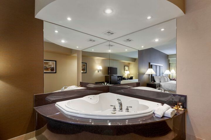 Room 19 of 60