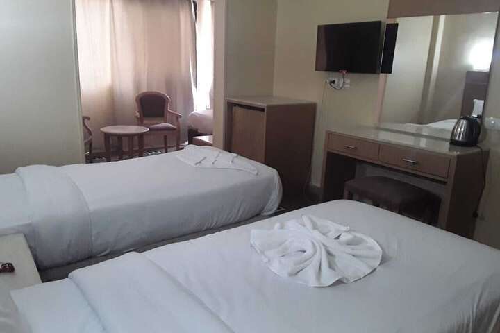 Room 21 of 66