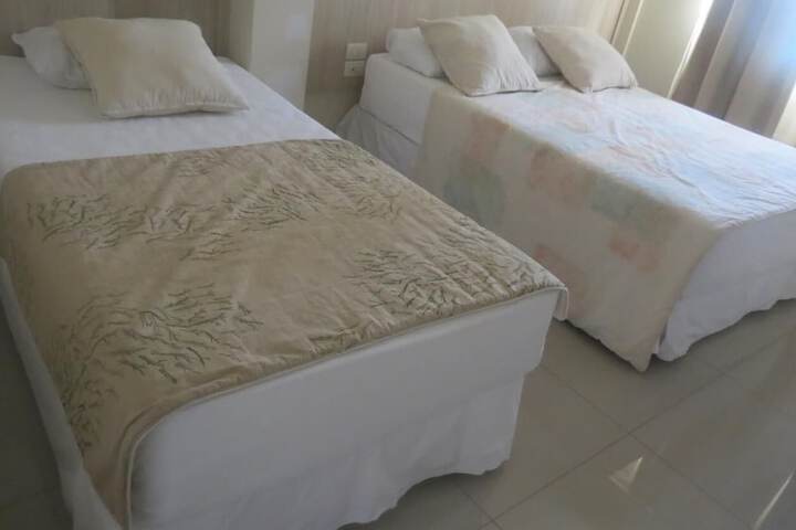 Room 9 of 48
