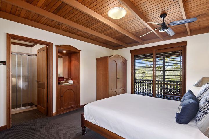 Room 10 of 53