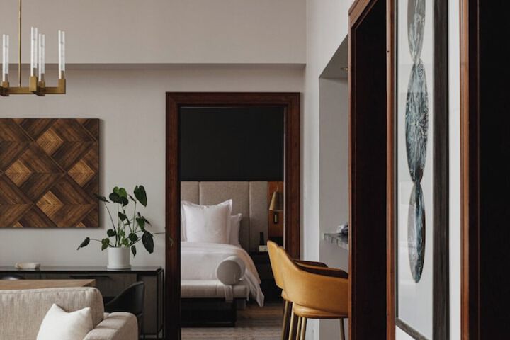 Room 20 of 151