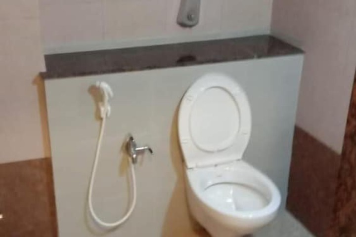 Room 8 of 8
