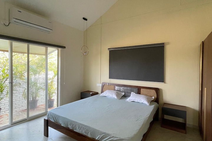 Room 13 of 79
