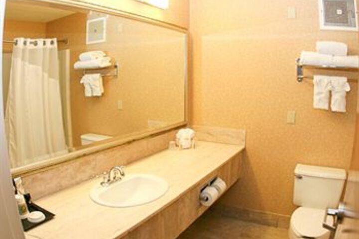 Room 3 of 26