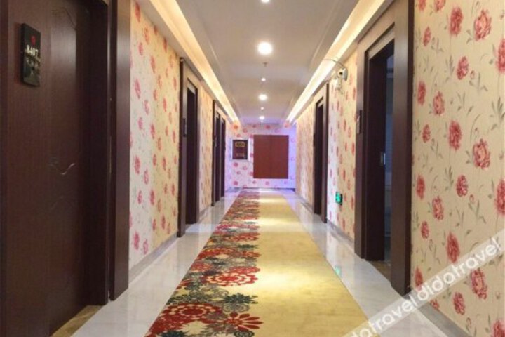 Jingyihong Hotel