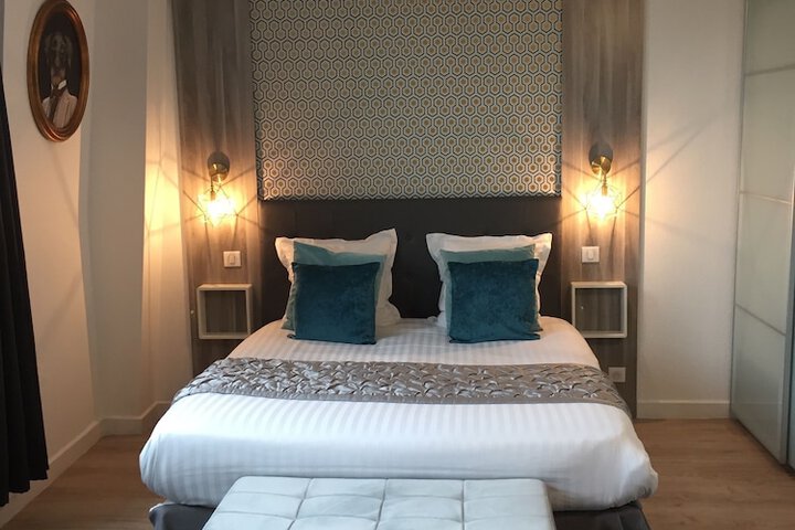 Room 15 of 39