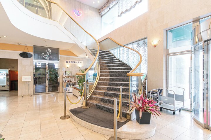 Lobby Entry