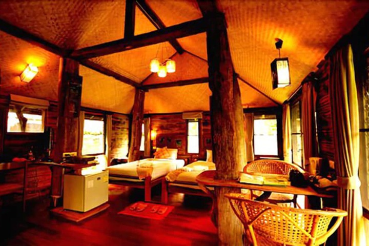 Room 10 of 21