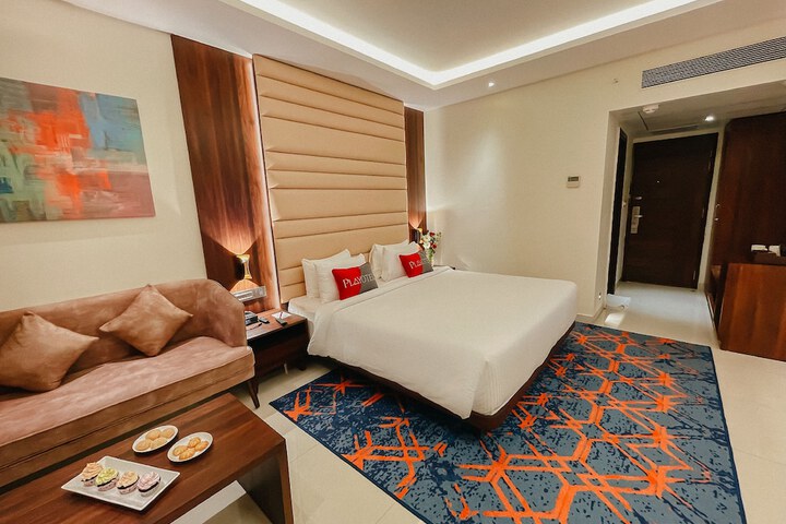 Room 7 of 23