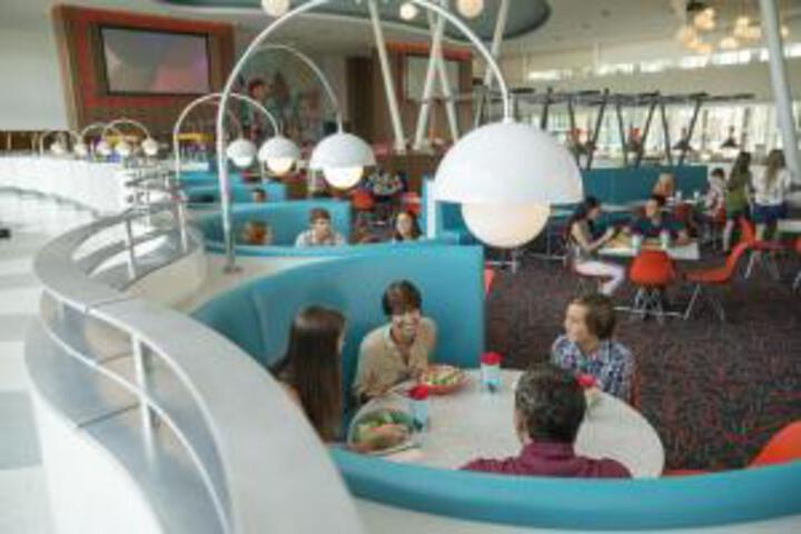 Dining 8 of 51