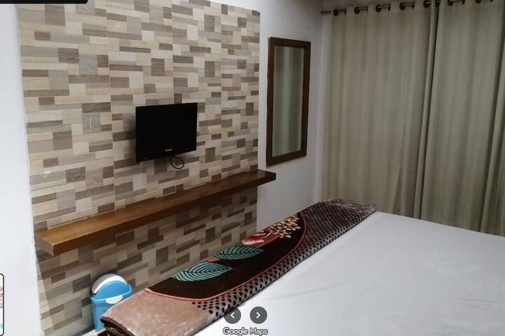 Room 3 of 15