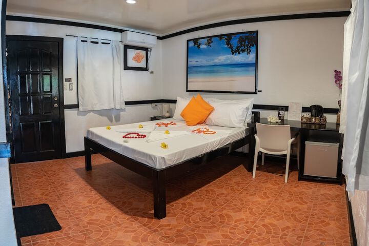Room 6 of 56