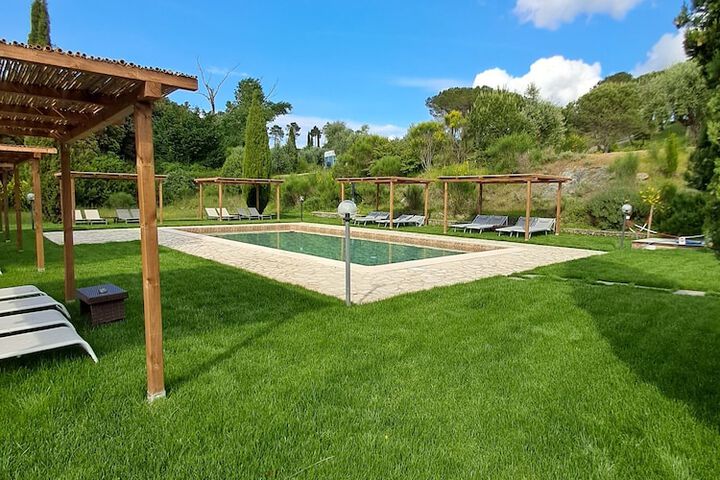 Pool 84 of 149