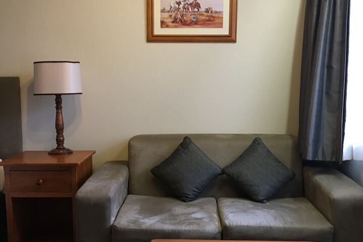 Room 11 of 32