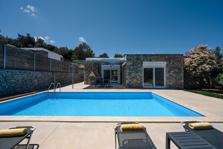 Pool 30 of 37
