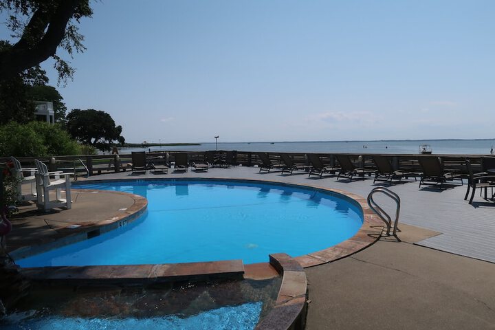 Pool 34 of 65