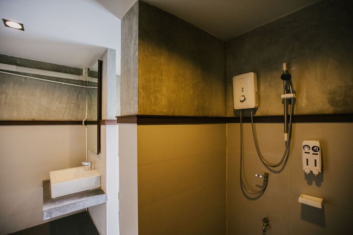 Room 54 of 94