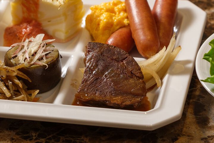 Dining 60 of 70