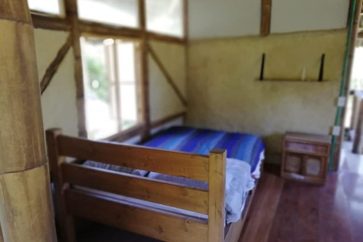 Room 8 of 11