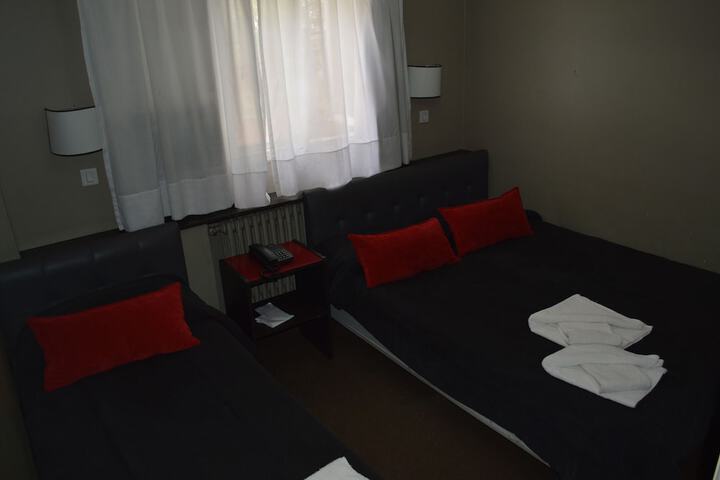 Room 13 of 35