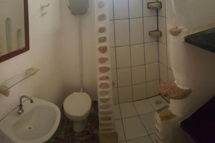 Room 14 of 24