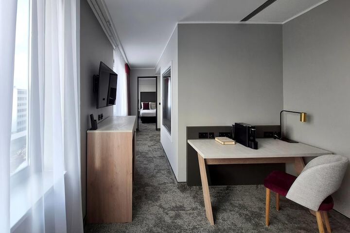Room 29 of 134