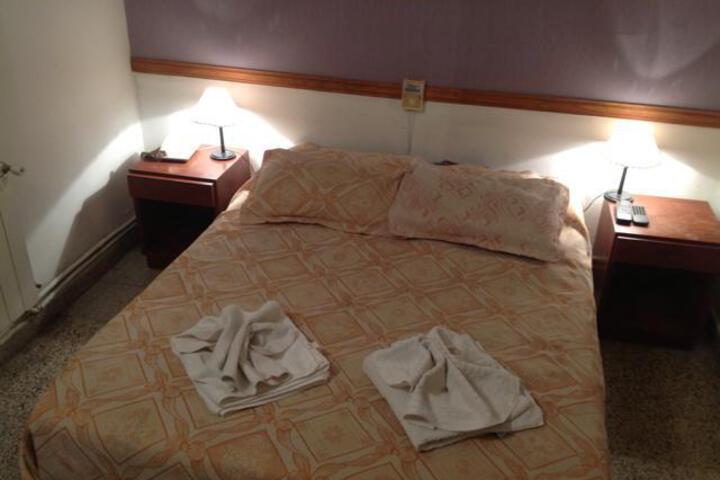 Room 16 of 30