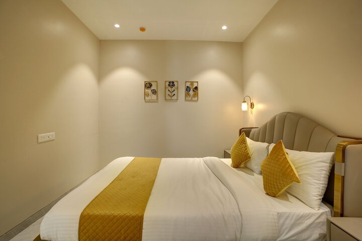Room 16 of 63