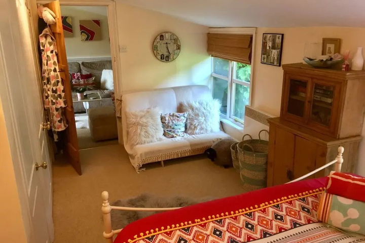 Room 3 of 15